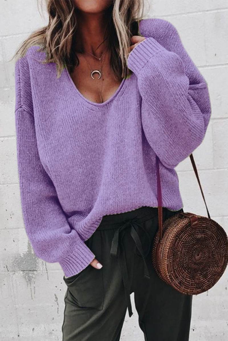 Velia | Fashionable and Minimalist winter Sweater