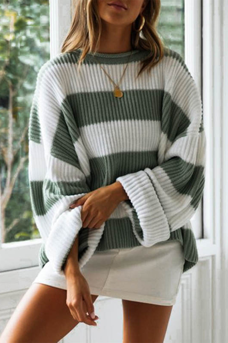 Ulanni | Effortless and Classy winter Sweater