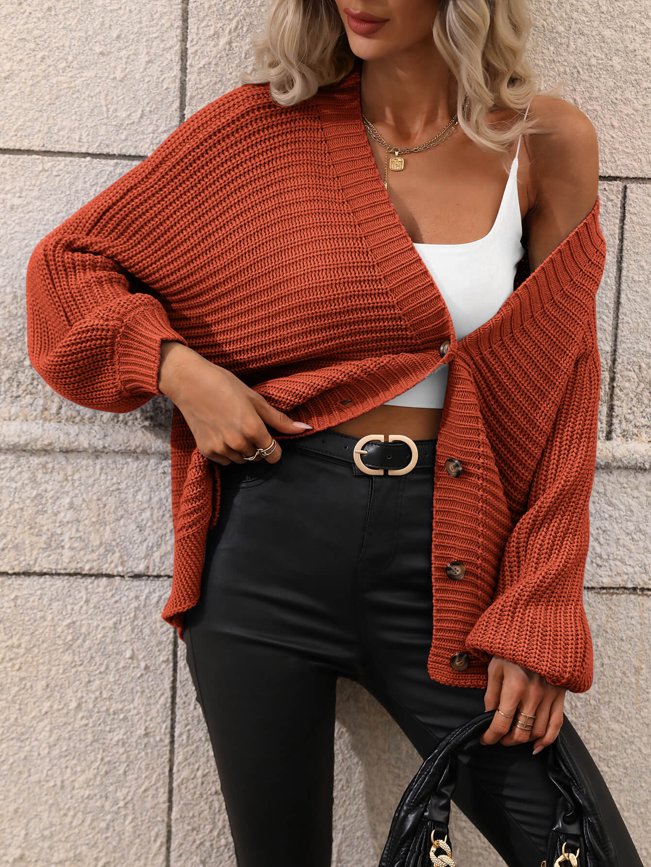 Tindra | Chic and Versatile winter Cardigan