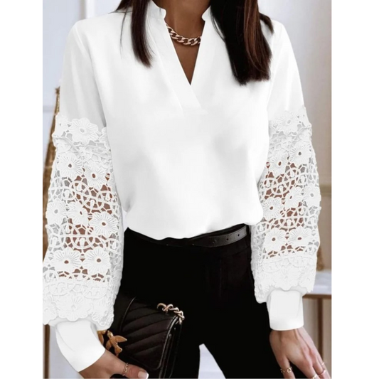 Amélia | Timeless and Elegant winter Blouse