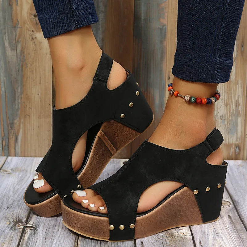 Kiera® | fashionable platform sandals with wedge heel