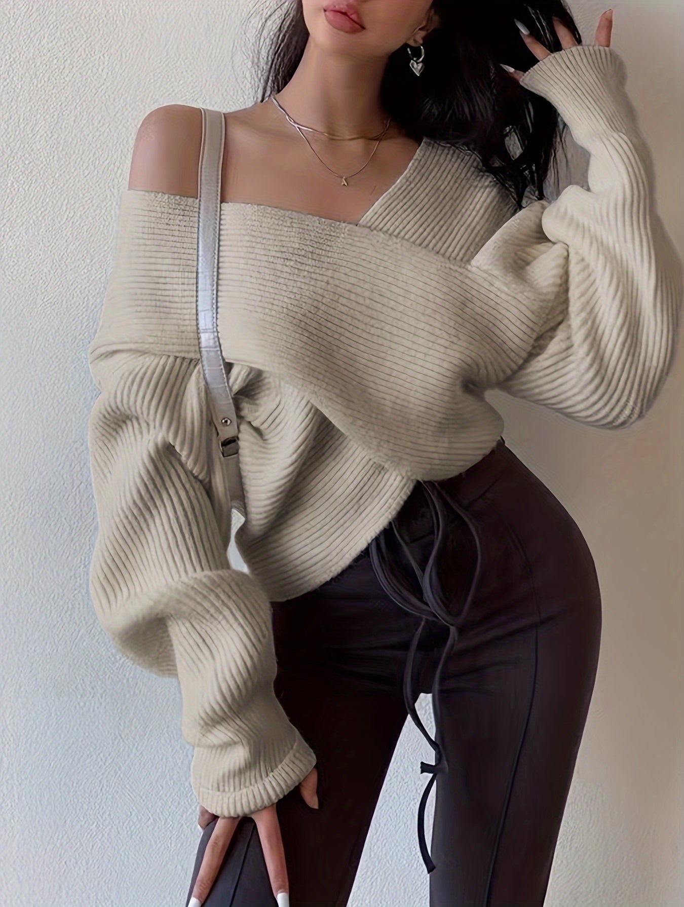 Adhira® | Effortless and Chic Sweater