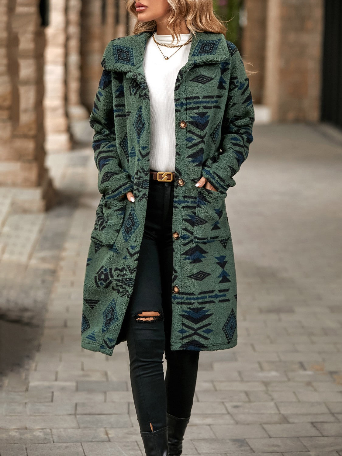 Aaradhya | Chic and Versatile winter Coat