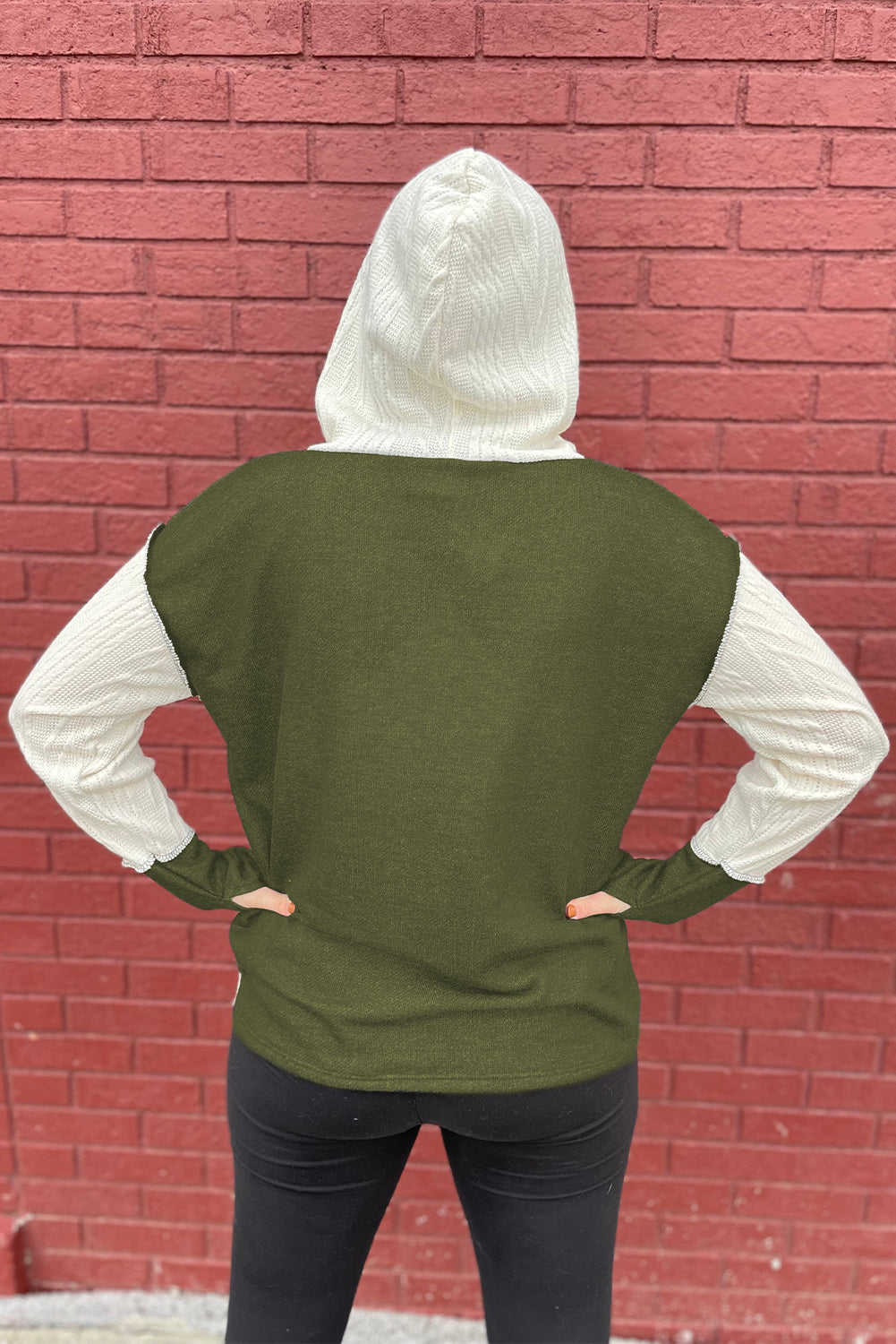 Suri | Relaxed and Timeless winter Hoodie