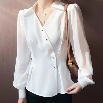 Zora® | Chic and airy Blouse