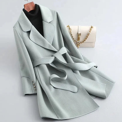 Zora | Simple and Stylish Coat