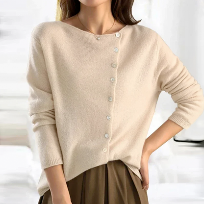 Agnetha | Simple and Stylish Cardigan