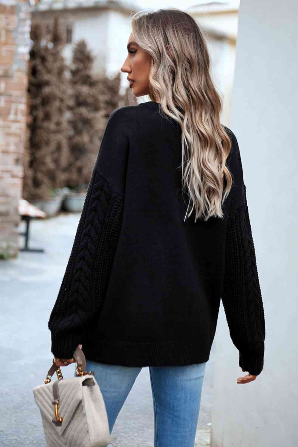 Aisha® | Fashionable and Effortless Sweater